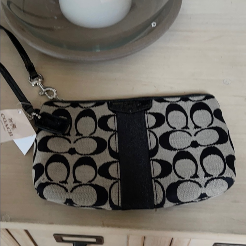 New Coach medium wristlet